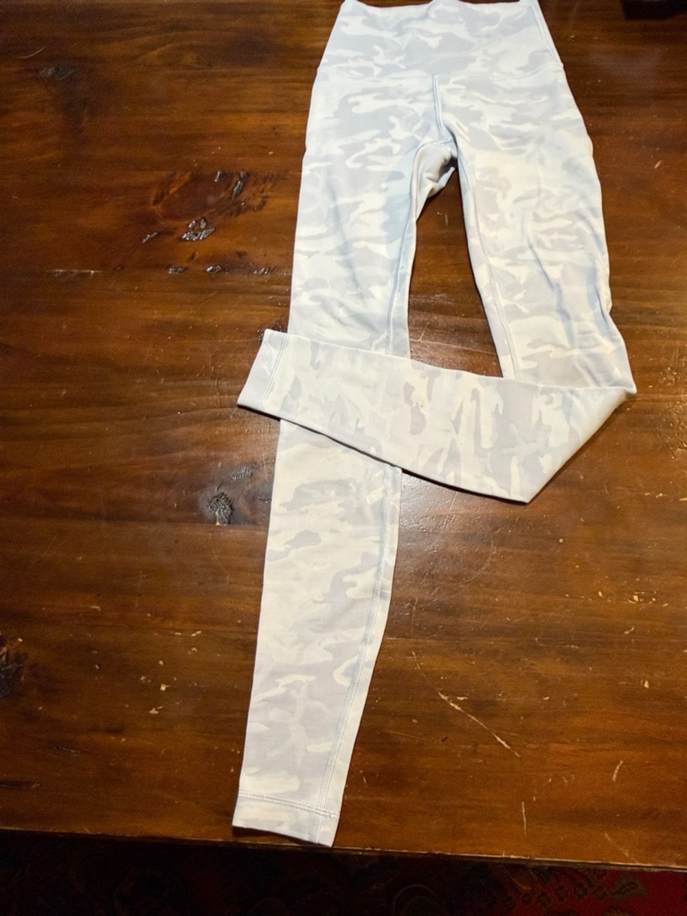 LULULEMON CAMO WUNDER UNDER YOGA LEGGINGS💖